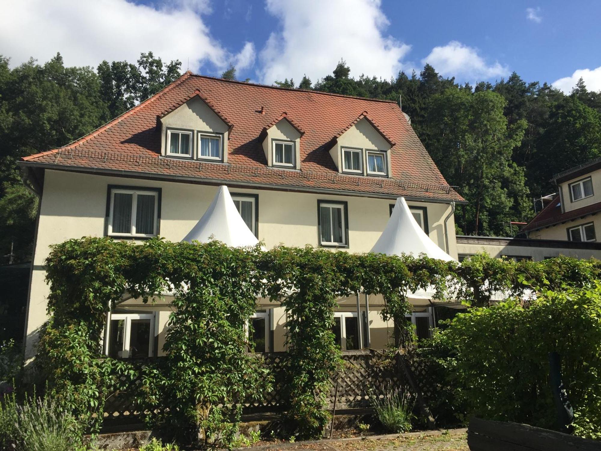 Waldhotel Linzmuehle Kahla  外观 照片